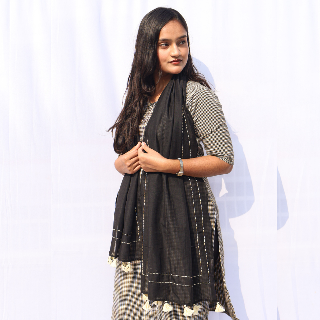 Kantha Black Stole