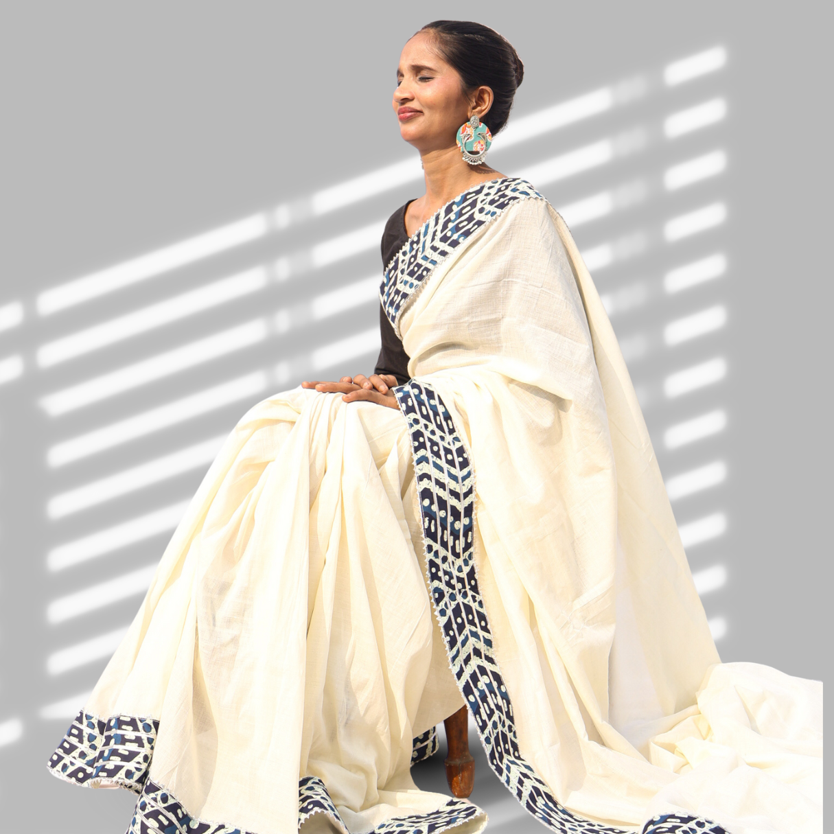 Off-White Gotapatti Border Handcrafted Saree