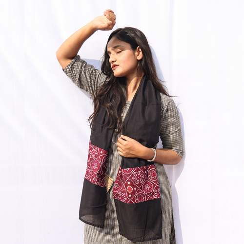 Bandhani Patch Black Stole